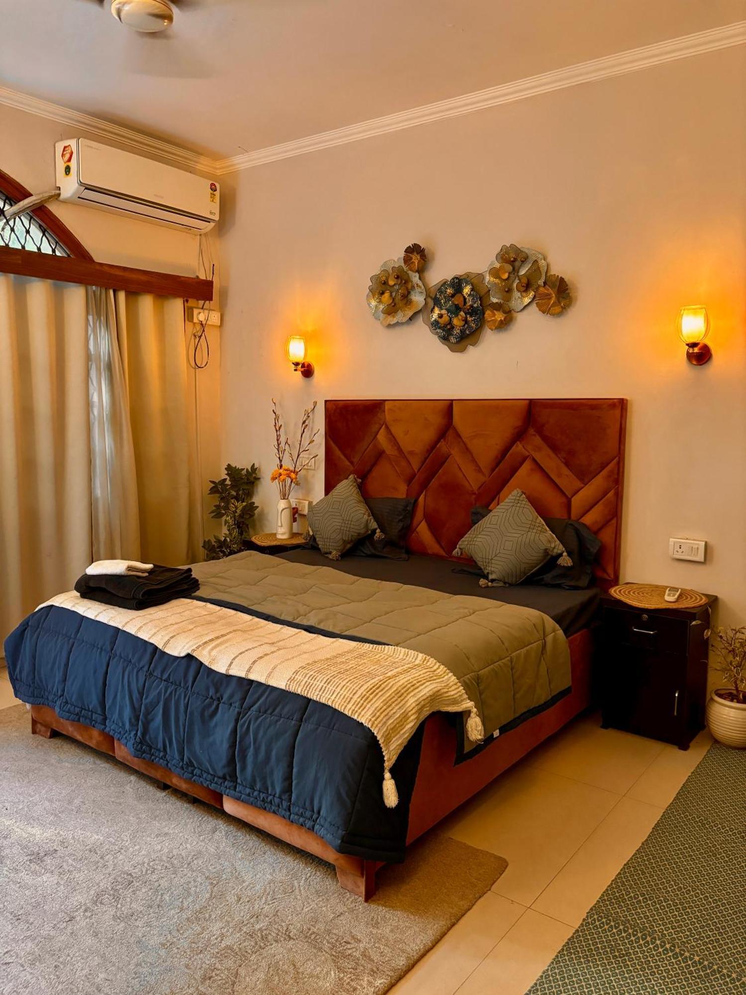 Atharva'S Homestay By Goaround Homes - Nehru Enclave Metro, South Delhi New Delhi Ngoại thất bức ảnh