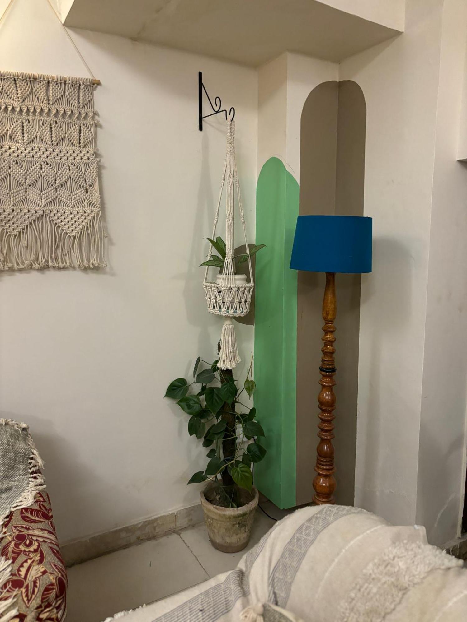 Atharva'S Homestay By Goaround Homes - Nehru Enclave Metro, South Delhi New Delhi Ngoại thất bức ảnh